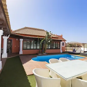  Villa Villa Corralejo Beach Spain