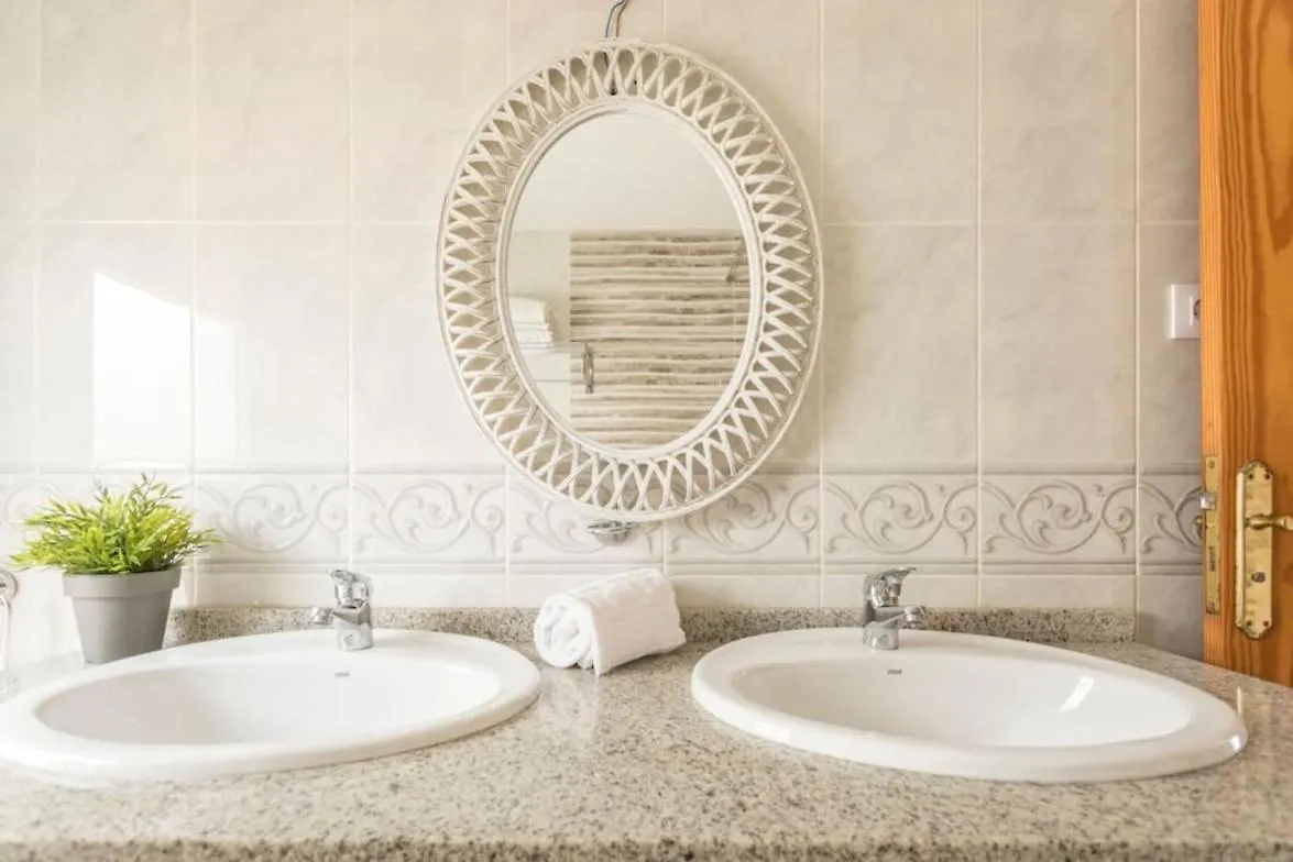 Corralejo Beachfront Villa Remos: Lobos Island View & Private Pool Spain
